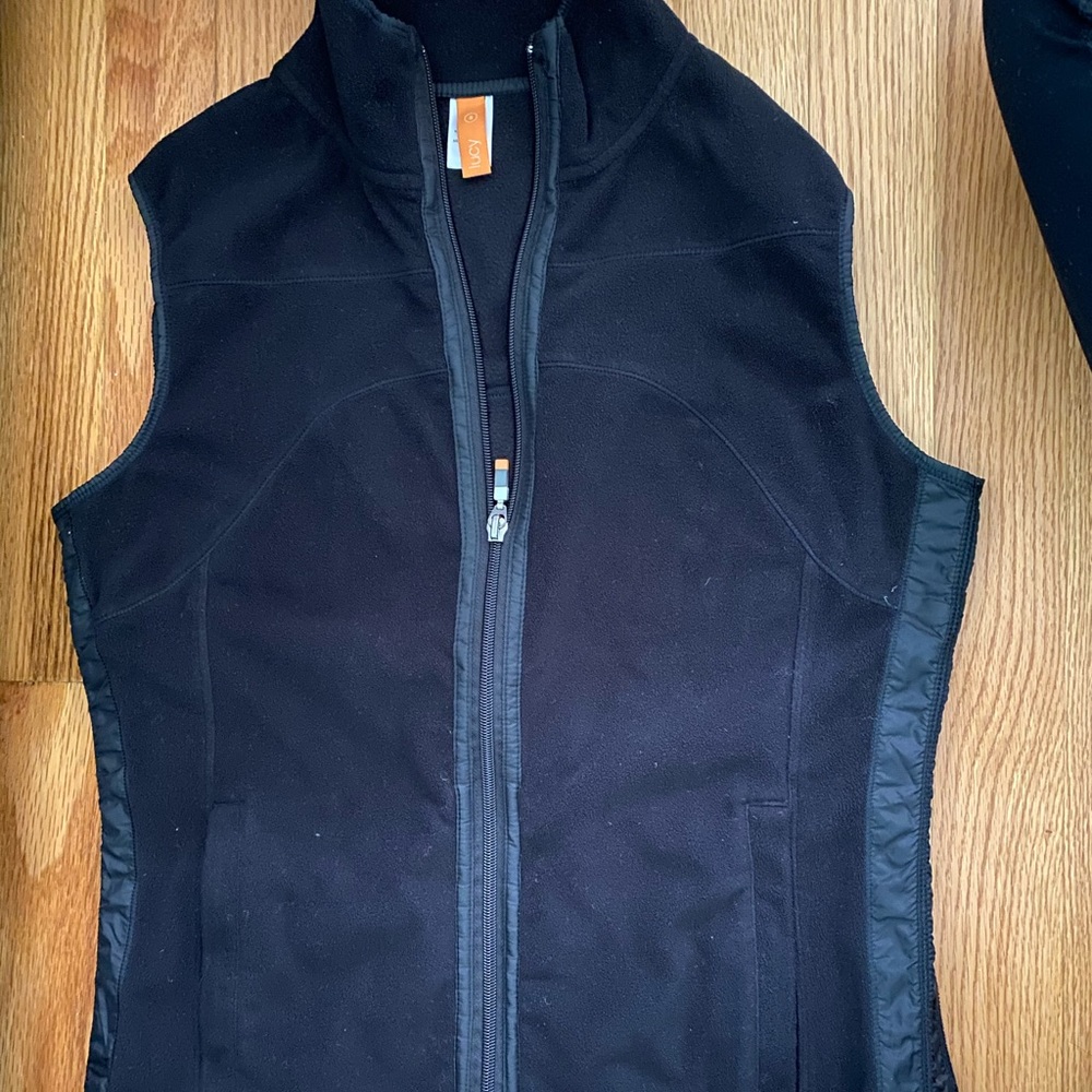 Lucy fleece vest